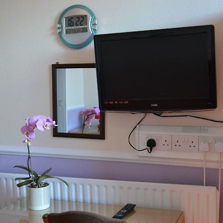 Adelphi Guest House Douglas Bagian luar foto