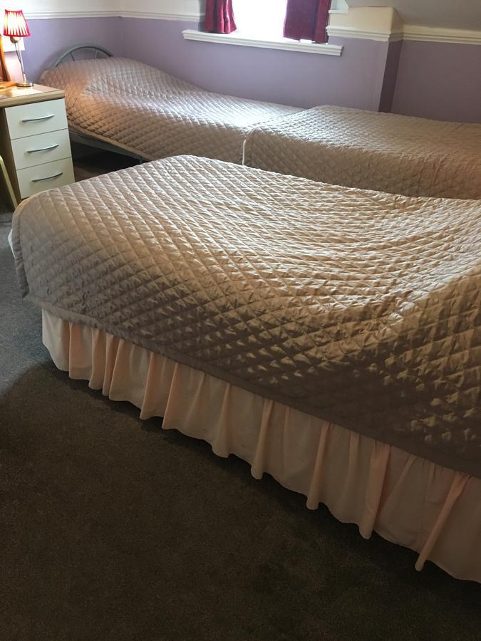 Adelphi Guest House Douglas Bagian luar foto